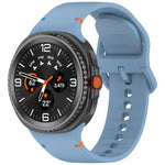 سوار ساعة سيليكون بلون صلب مخيط لساعات Samsung Galaxy Watch8 / Watch8 Classic، S، M