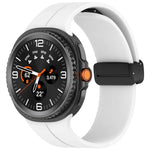 سوار ساعة سيليكون مع إبزيم مغناطيسي قابل للطي، لساعات Samsung Galaxy Watch8 / Watch8 Classic