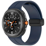 سوار ساعة سيليكون مع إبزيم مغناطيسي قابل للطي، لساعات Samsung Galaxy Watch8 / Watch8 Classic