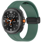 سوار ساعة سيليكون مع إبزيم مغناطيسي قابل للطي، لساعات Samsung Galaxy Watch8 / Watch8 Classic