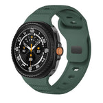 سوار ساعة سيليكون بنقشة نقاط مع إبزيم أسود، لسامسونج جالاكسي ووتش8 / ووتش8 كلاسيك