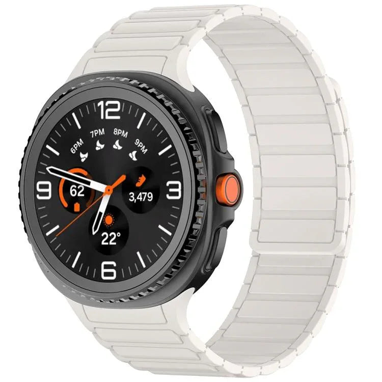 سوار ساعة سيليكون مغناطيسي بثلاث خرزات، لساعات سامسونج جالاكسي ووتش8 / ووتش8 كلاسيك