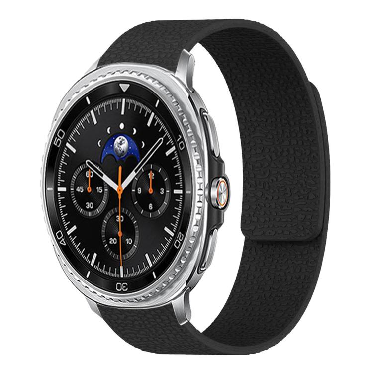 سوار ساعة سيليكون مغناطيسي ناعم بنقشة قشرة الليتشي، لساعات Samsung Galaxy Watch Ultra 47mm / Ultra 2025، وSamsung Galaxy Watch8 / 8 Classic