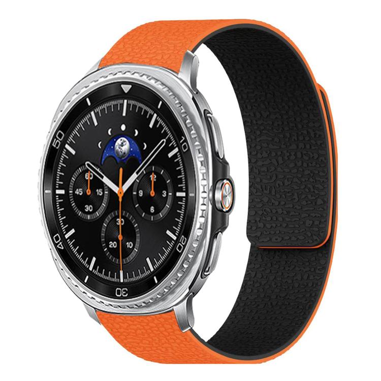 سوار ساعة سيليكون مغناطيسي ناعم بنقشة قشرة الليتشي، لساعات Samsung Galaxy Watch Ultra 47mm / Ultra 2025، وSamsung Galaxy Watch8 / 8 Classic