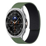 سوار ساعة سيليكون مغناطيسي ناعم بنقشة قشرة الليتشي، لساعات Samsung Galaxy Watch Ultra 47mm / Ultra 2025، وSamsung Galaxy Watch8 / 8 Classic