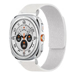 سوار ساعة سيليكون مغناطيسي ناعم بنقشة قشرة الليتشي، لساعات Samsung Galaxy Watch Ultra 47mm / Ultra 2025، وSamsung Galaxy Watch8 / 8 Classic
