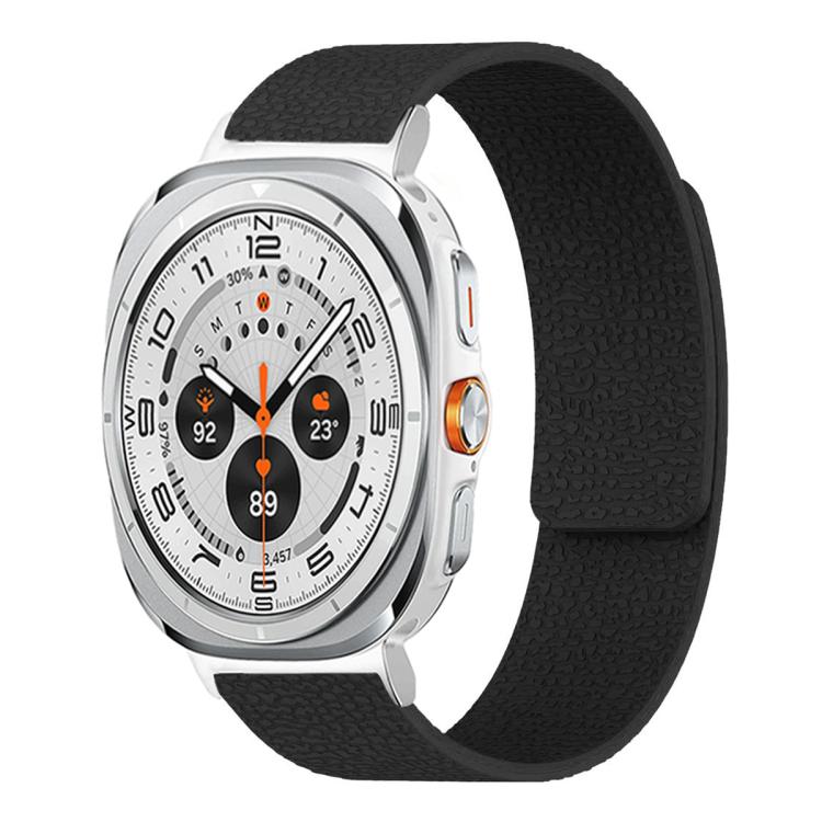 سوار ساعة سيليكون مغناطيسي ناعم بنقشة قشرة الليتشي، لساعات Samsung Galaxy Watch Ultra 47mm / Ultra 2025، وSamsung Galaxy Watch8 / 8 Classic