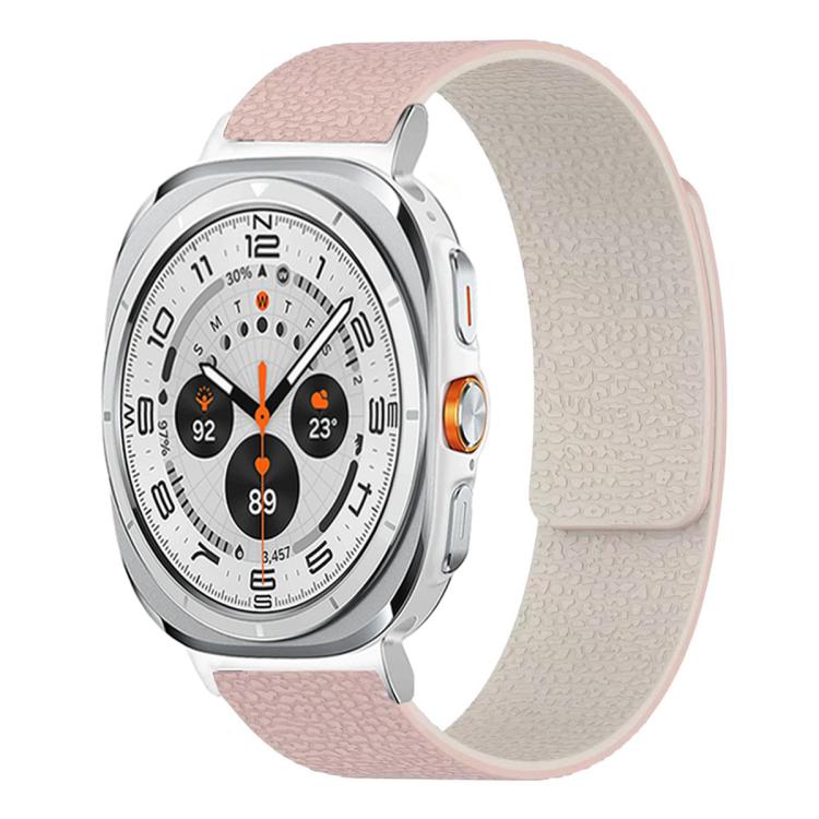 سوار ساعة سيليكون مغناطيسي ناعم بنقشة قشرة الليتشي، لساعات Samsung Galaxy Watch Ultra 47mm / Ultra 2025، وSamsung Galaxy Watch8 / 8 Classic