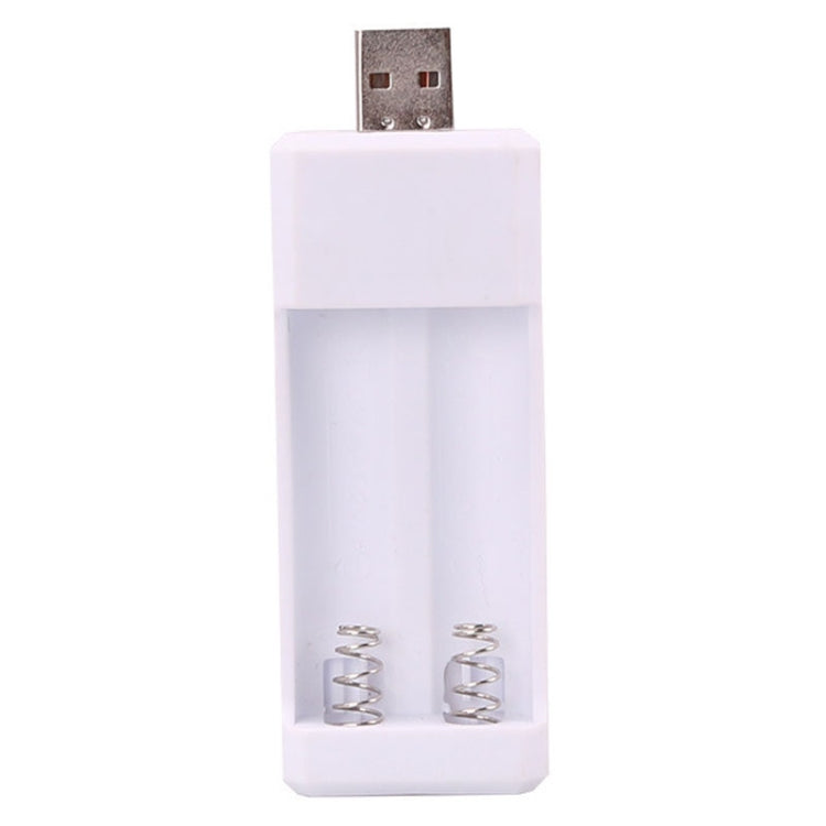 شاحن بطاريات USB قابل لإعادة الشحن مع فتحتي إدخال مباشر لبطاريات AA / AAA، USB 2 فتحات