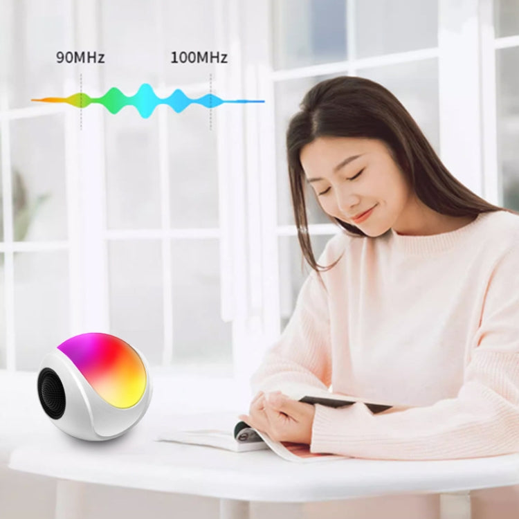 مكبر صوت بلوتوث صغير SY-688 TWS مع إضاءة RGB ملونة، SY-688 أبيض