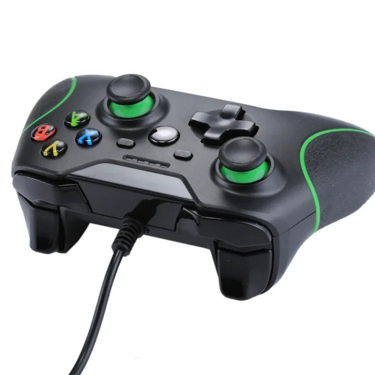 يد تحكم ألعاب سلكية USB لجهاز XBOX ONE / الكمبيوتر / اللابتوب، طول الكابل: حوالي 2.1 متر، HSY-008 (أسود)