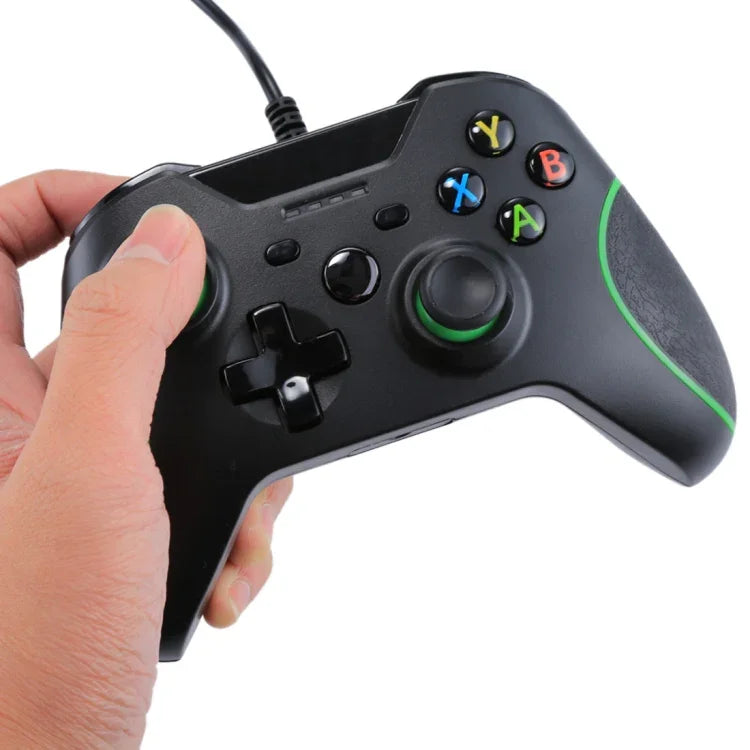 يد تحكم ألعاب سلكية USB لجهاز XBOX ONE / الكمبيوتر / اللابتوب، طول الكابل: حوالي 2.1 متر، HSY-008 (أسود)